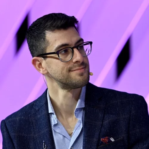 Jared Lindzon, journalist, AI technology reporter, keynote speaker