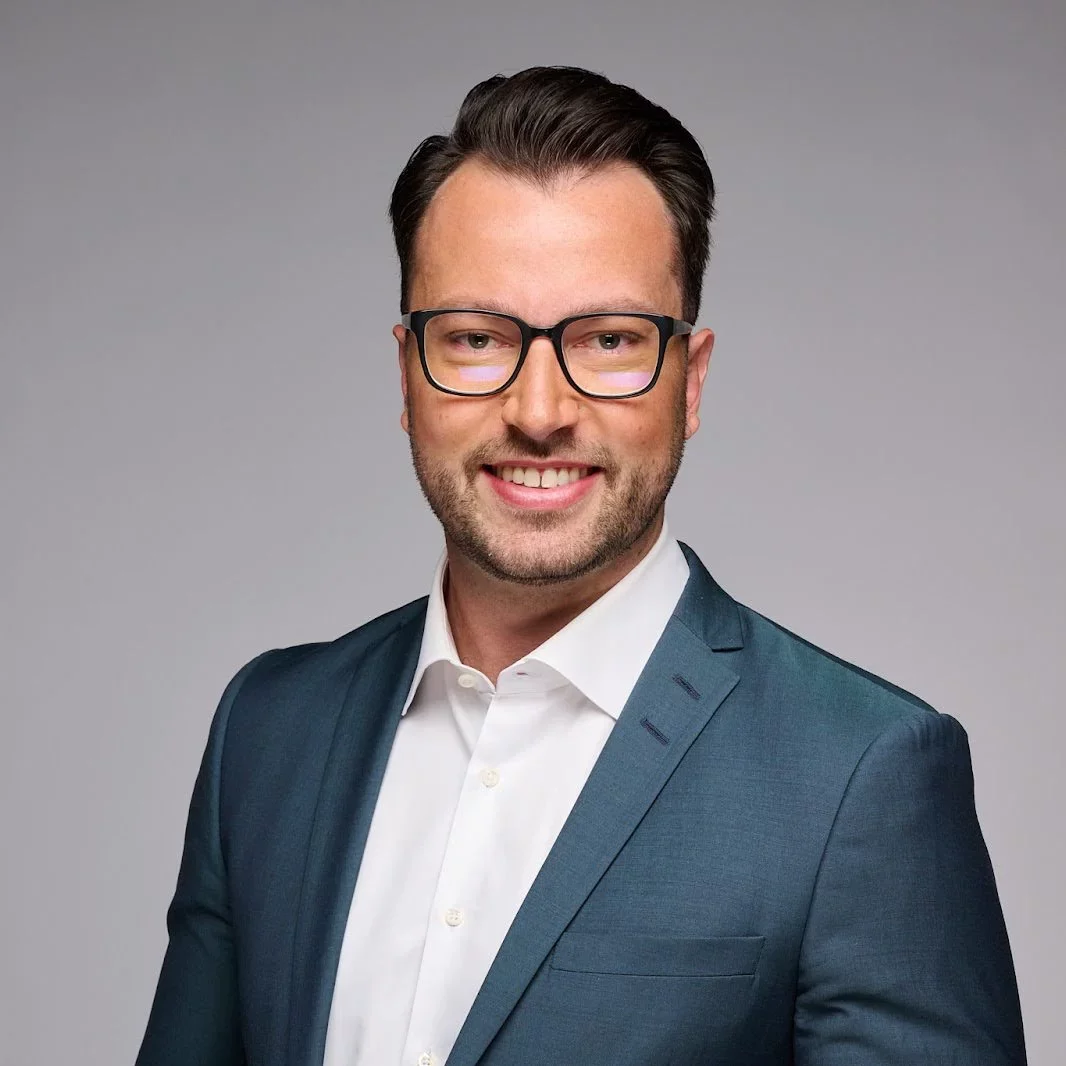 Adam Scully, Golf expert and speaker on chronic illness